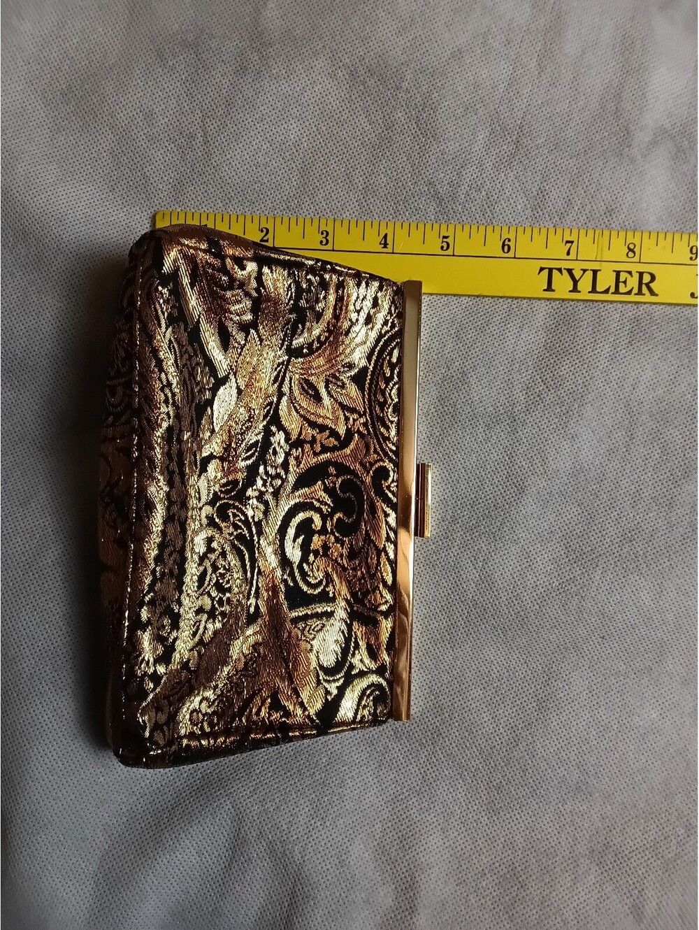 Estee Lauder Gold Black Brocade Evening Clutch Small Gold Metallic Bar Frame - Picture 14 of 14